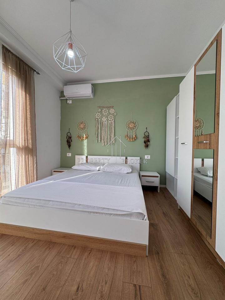 Jepet me qera apartmenti 1+1 te Prokuroria Tiranes