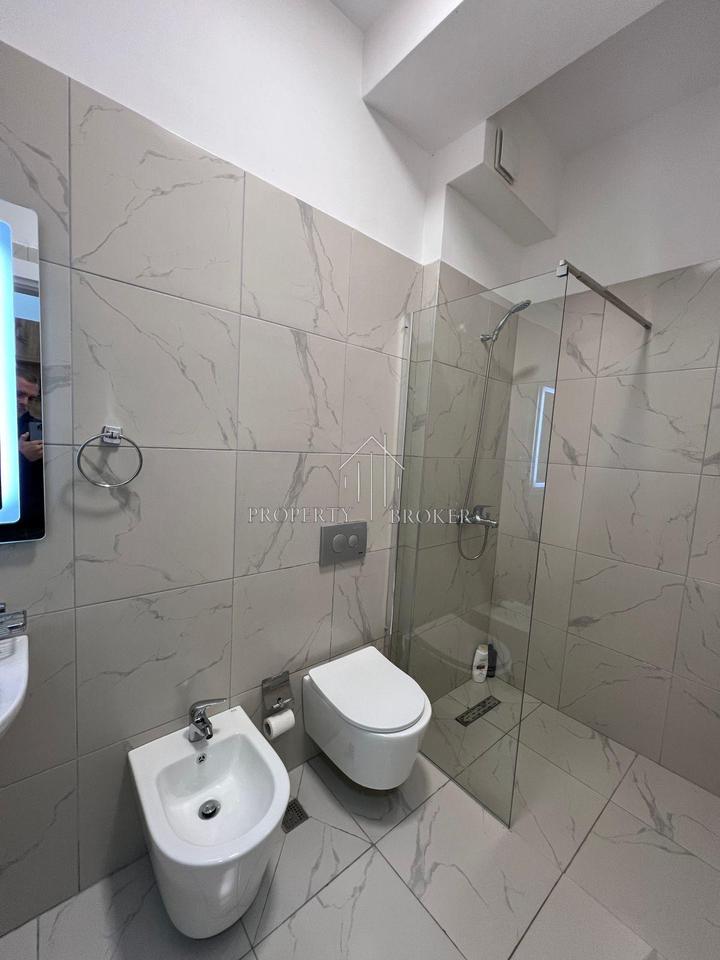 In vendita super appartamento 2+1 Residenza Henke!