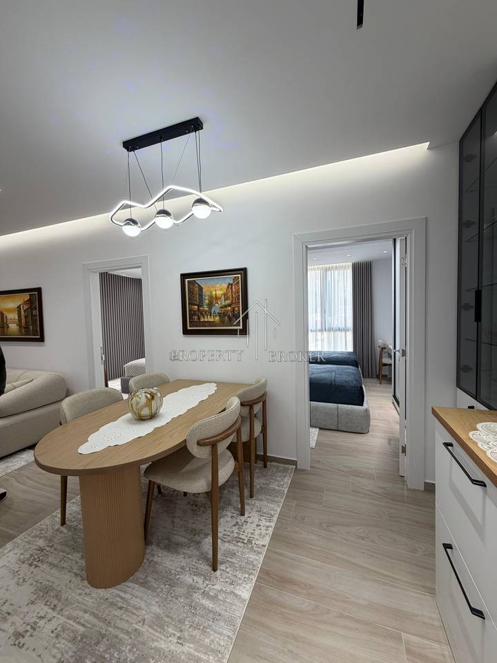 A 2+1 apartment for rent at Golden Tower, Mine Peza!