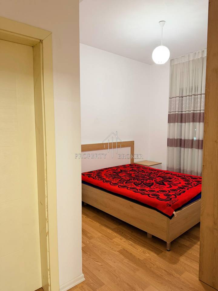 Jepet me qera apartament 2+1 prane Fabrikes se Miellit, Rruga Teodor Keko!