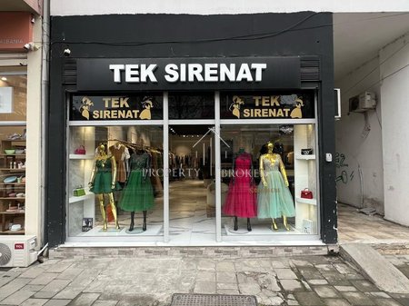 Shop for sale - 50 m in the wing of Kristal Center, Dola building, next to the New Ring!