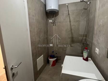 Appartamento 2+1+2 in affitto in Via 29 Novembre!