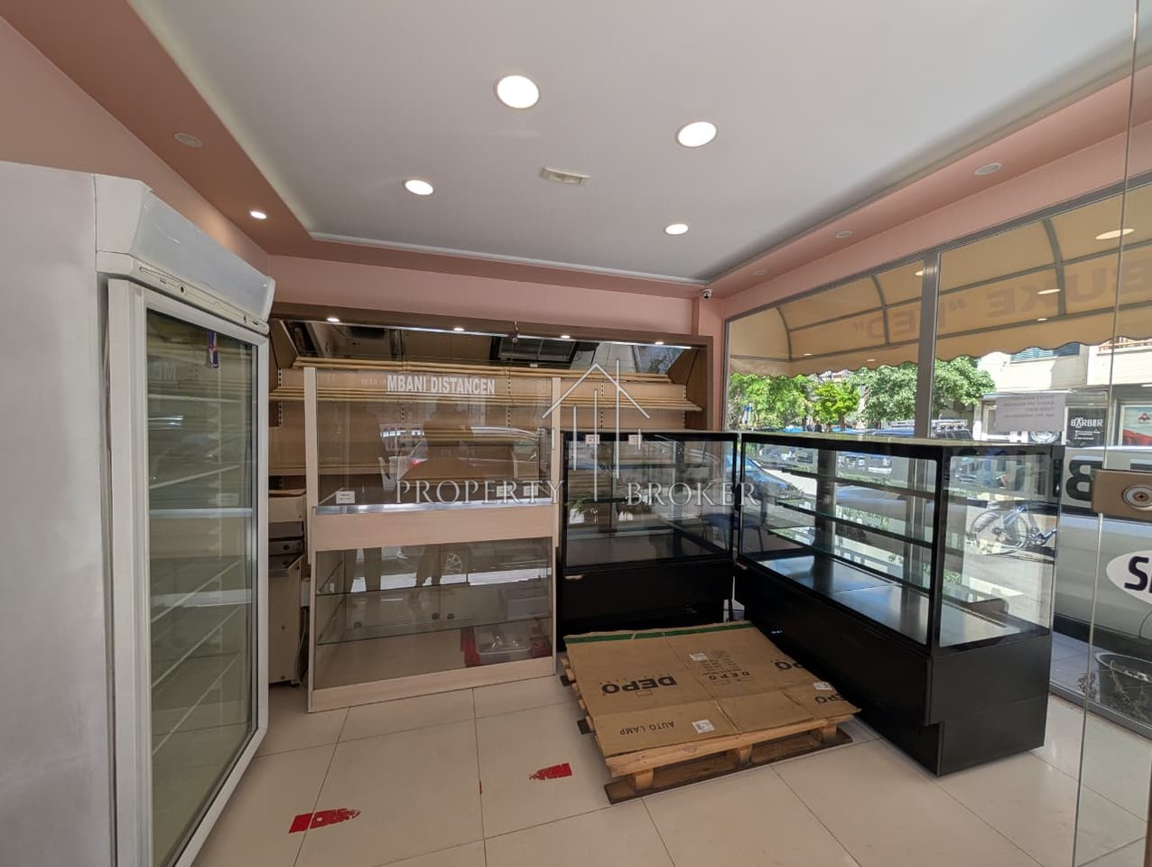 For sale: bakery space + business, at Blloku Gintash, Laprak! 
⚠️OPPORTUNITY⚠️