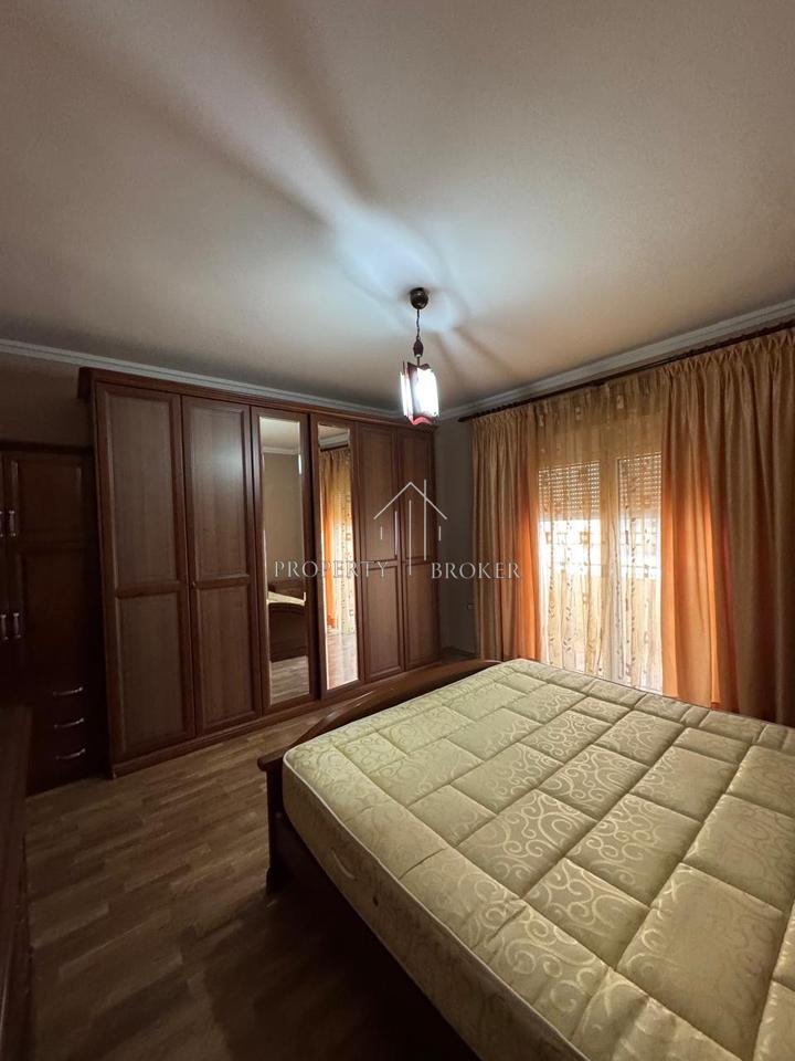 1+1 apartment for rent behind post office no. 8, Wilson Square