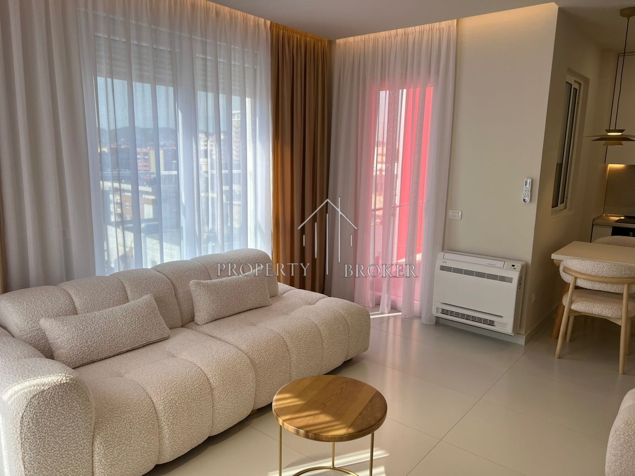 Affittasi appartamento 1+1 al Nuovo Boulevard, a 100 metri sotto SPAK!