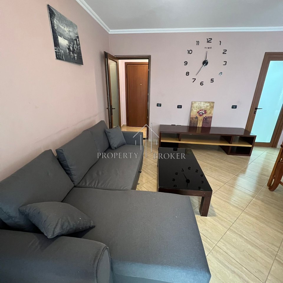 Jepet me qera apartament 1+1  QSUT!