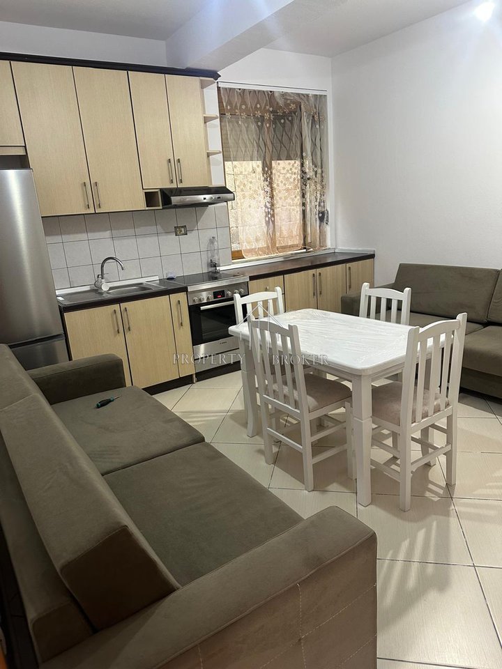 Jepet me qera apartament 2+1 Fresk!