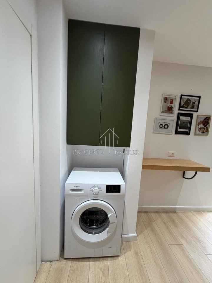 Shiten dy apartamente 1+1 tek Rr Fortuzi, ideale per Air Bnb dhe banim!