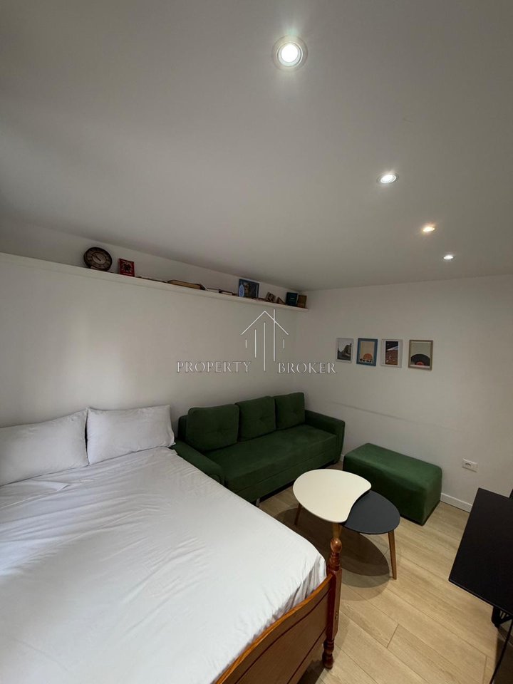 Shiten dy apartamente 1+1 tek Rr Fortuzi, ideale per Air Bnb dhe banim!