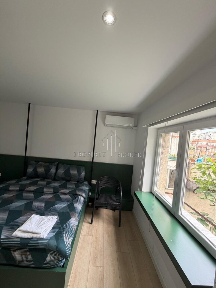 Shiten dy apartamente 1+1 tek Rr Fortuzi, ideale per Air Bnb dhe banim!
