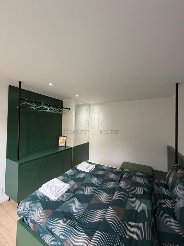 Shiten dy apartamente 1+1 tek Rr Fortuzi, ideale per Air Bnb dhe banim!