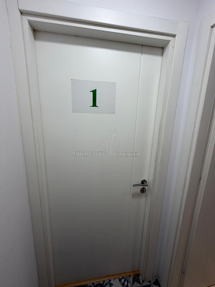Shiten dy apartamente 1+1 tek Rr Fortuzi, ideale per Air Bnb dhe banim!