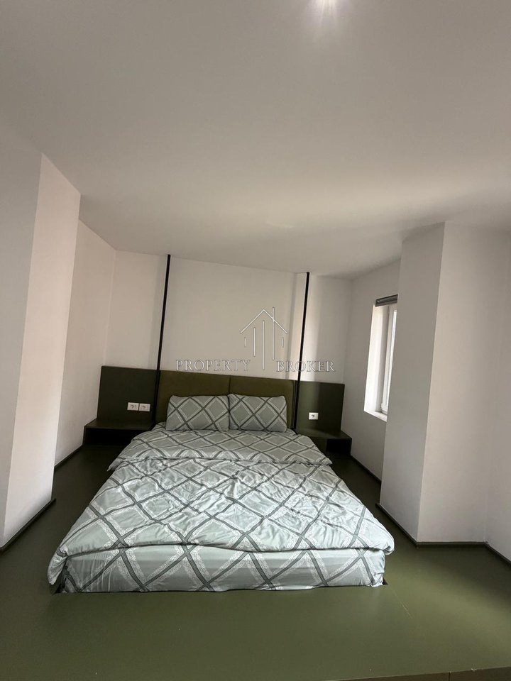 Shiten dy apartamente 1+1 tek Rr Fortuzi, ideale per Air Bnb dhe banim!