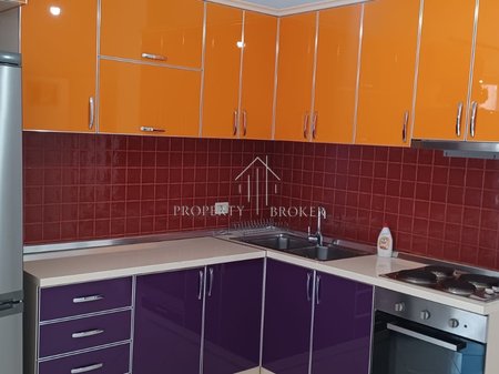 Jepet me qera apartament 2+1+2 ne Fresk tek Pasticeri Melisa !