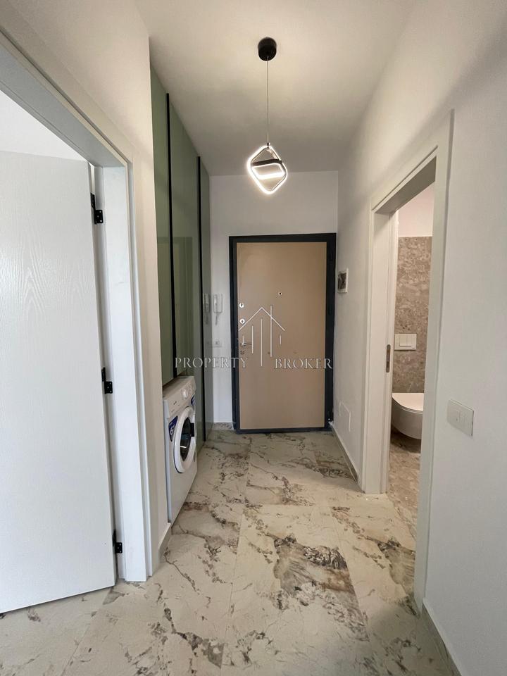 Shitet apartament 1+1 tek Rezidenca Liburna, Golem!