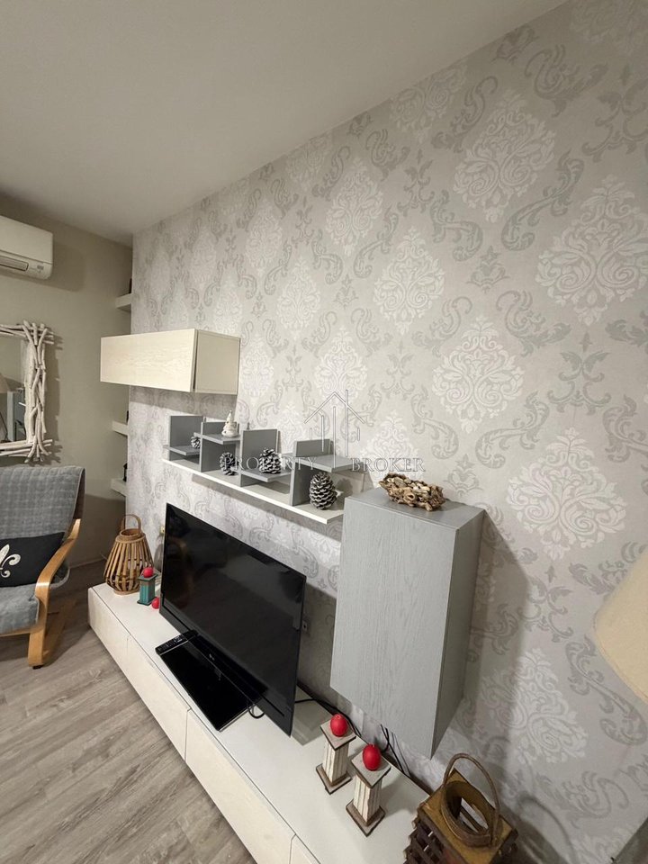 Apartment 2+1+balcony for sale in Kodra e Diellit!