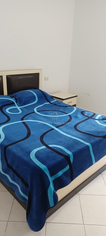 Jepet me qera apartament 2+1+2 ne Fresk tek Pasticeri Melisa !