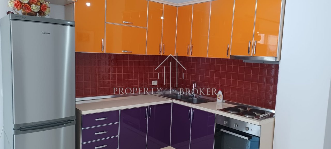 Jepet me qera apartament 2+1+2 ne Fresk tek Pasticeri Melisa !