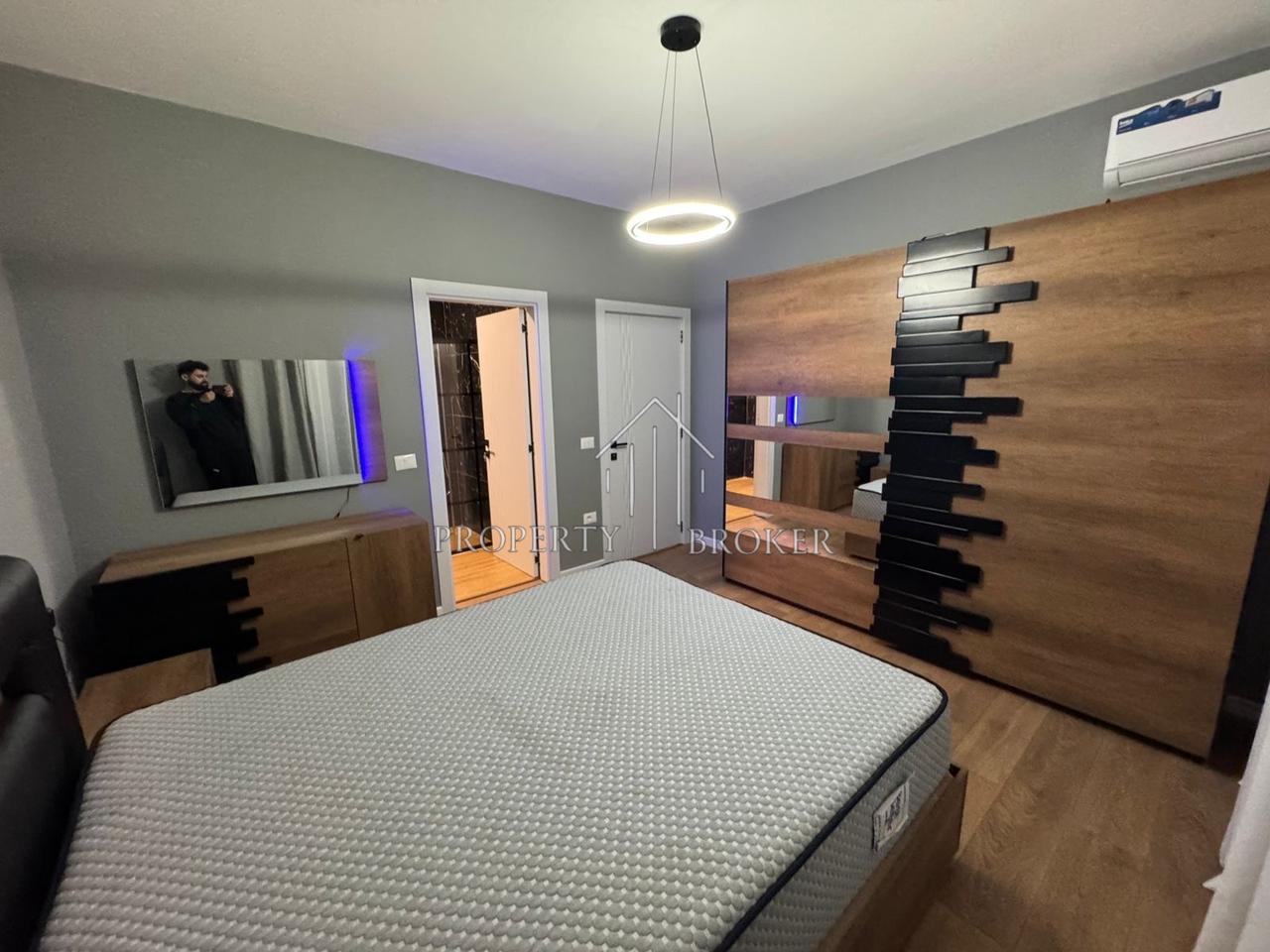 Apartment 2+1+2+2 Balconies + 🅿️ available near the Botanical Garden