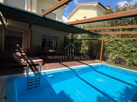 🛎️Villa indipendente in vendita a Porta e Gjelber, Sauk