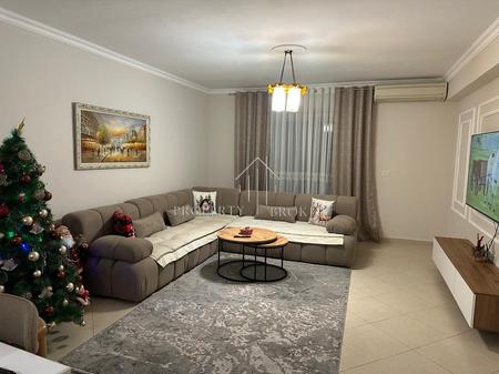 For rent: 2+1+2+2B apartment at Garden City, Kamza Junction!