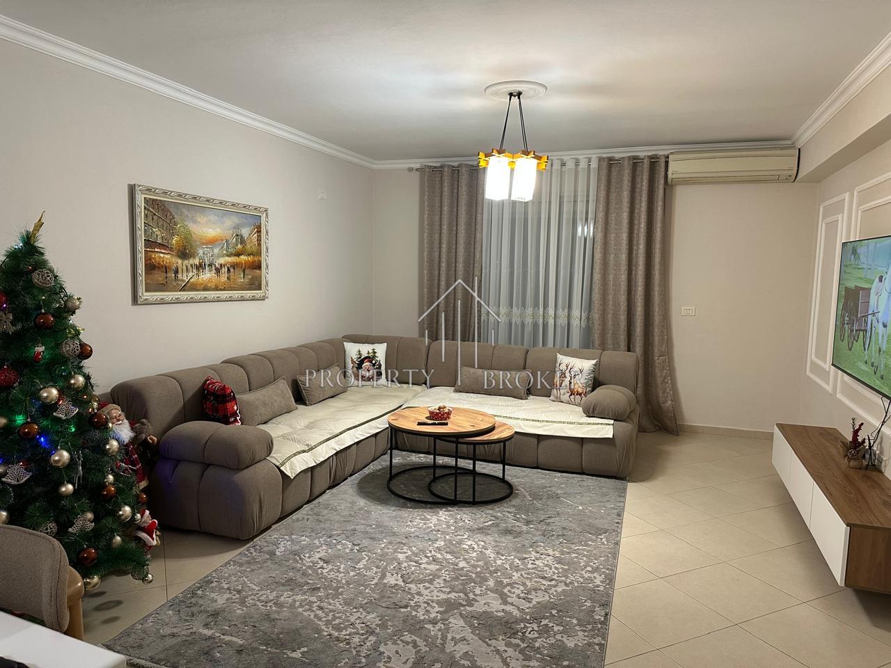 For rent: 2+1+2+2B apartment at Garden City, Kamza Junction!