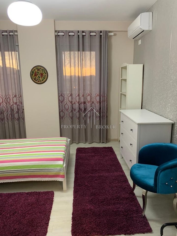 Jepet me qera apartament 3+1+2Ttek Komplesksi Gener 2,Jordan Misja!