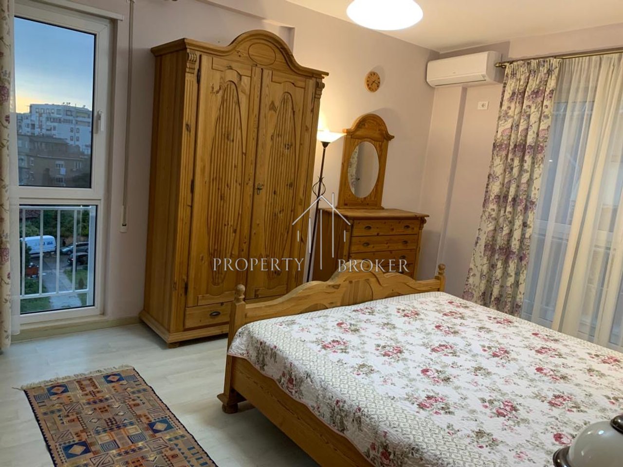 Jepet me qera apartament 3+1+2Ttek Komplesksi Gener 2,Jordan Misja!