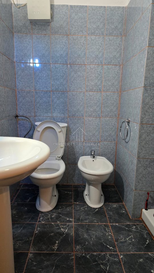 Jepet me qera apartament 2+1 tek Rruga Artan Borici,Fresk!