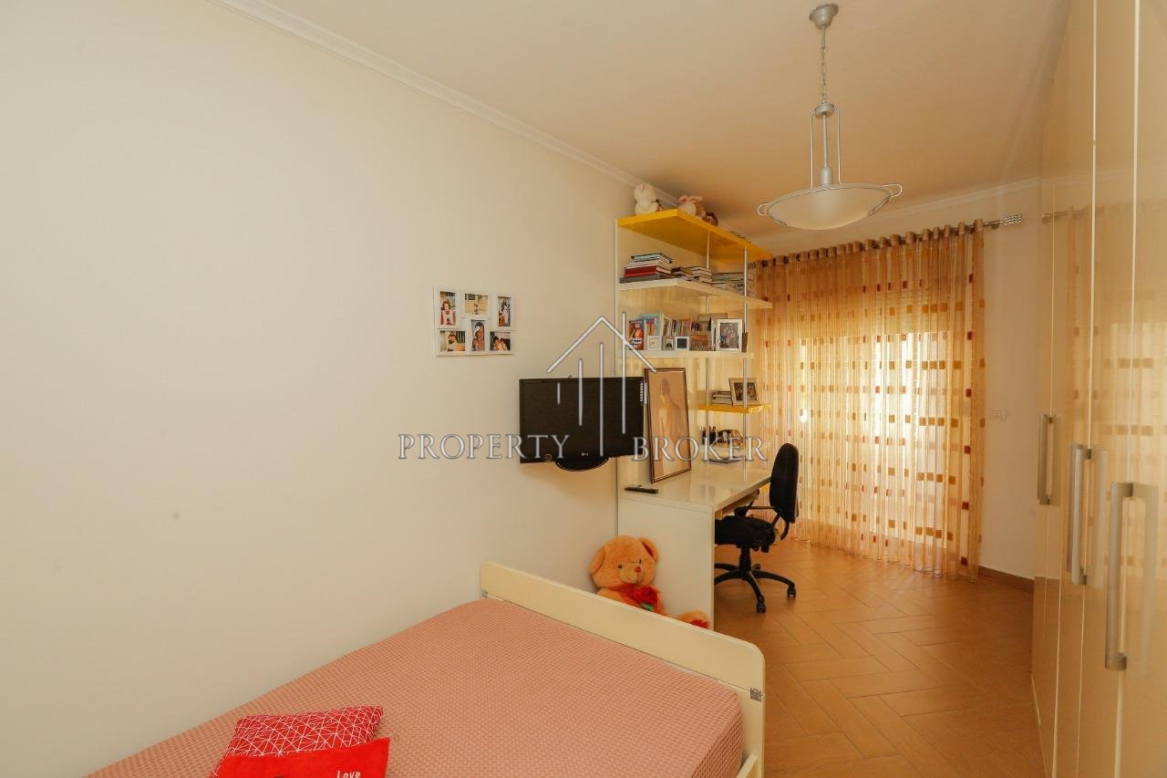A 3+1+2 apartment is for rent at the Tid Apartments, Don Bosko!