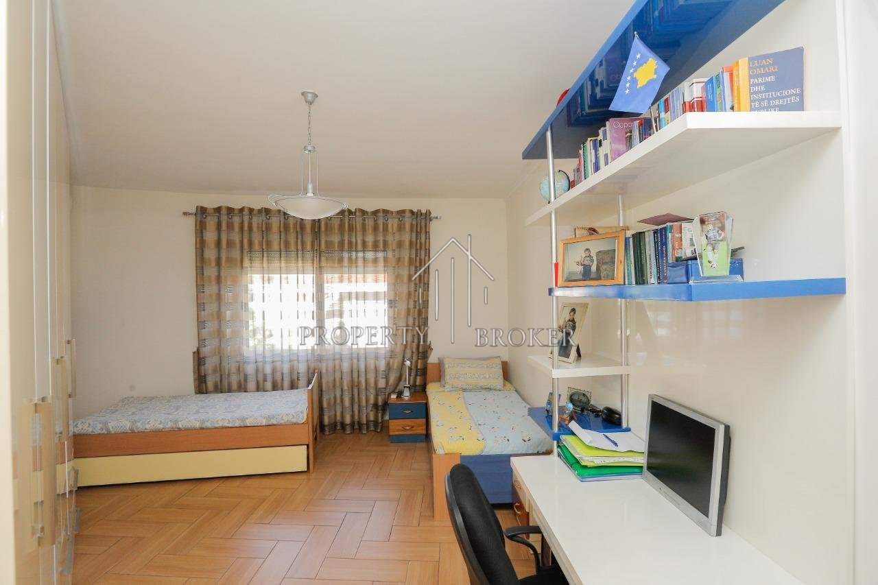 A 3+1+2 apartment is for rent at the Tid Apartments, Don Bosko!