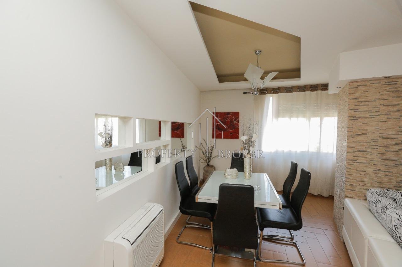 A 3+1+2 apartment is for rent at the Tid Apartments, Don Bosko!