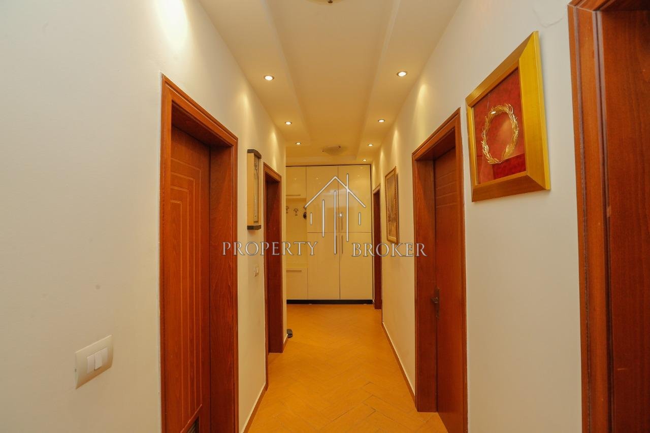 A 3+1+2 apartment is for rent at the Tid Apartments, Don Bosko!