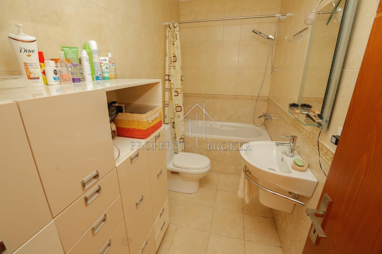A 3+1+2 apartment is for rent at the Tid Apartments, Don Bosko!