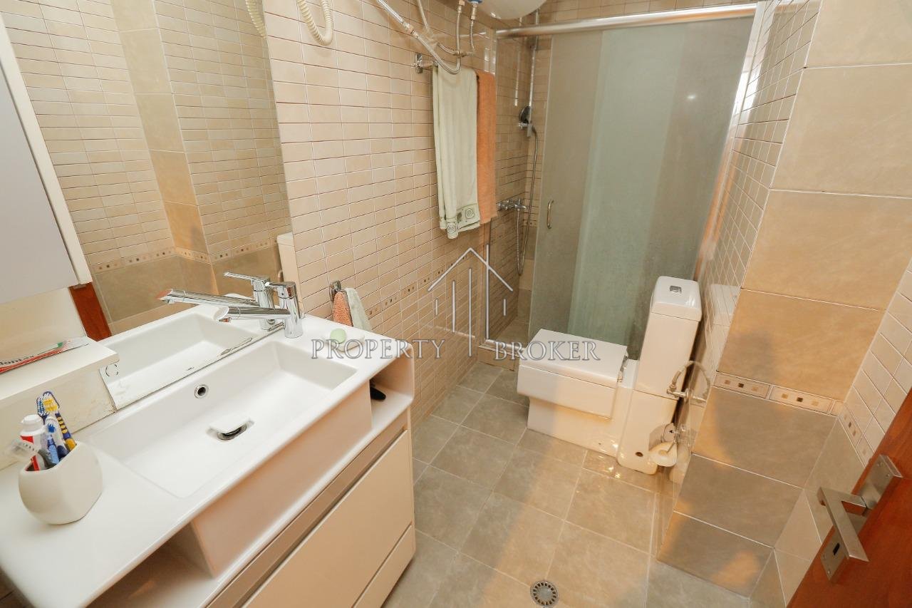 A 3+1+2 apartment is for rent at the Tid Apartments, Don Bosko!