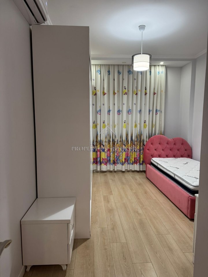A 2+1+2 apartment is for rent at Casa Italia!