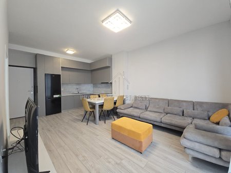 Jepet me qera apartament 1+1 Komuna Parisit, tek Keshi!