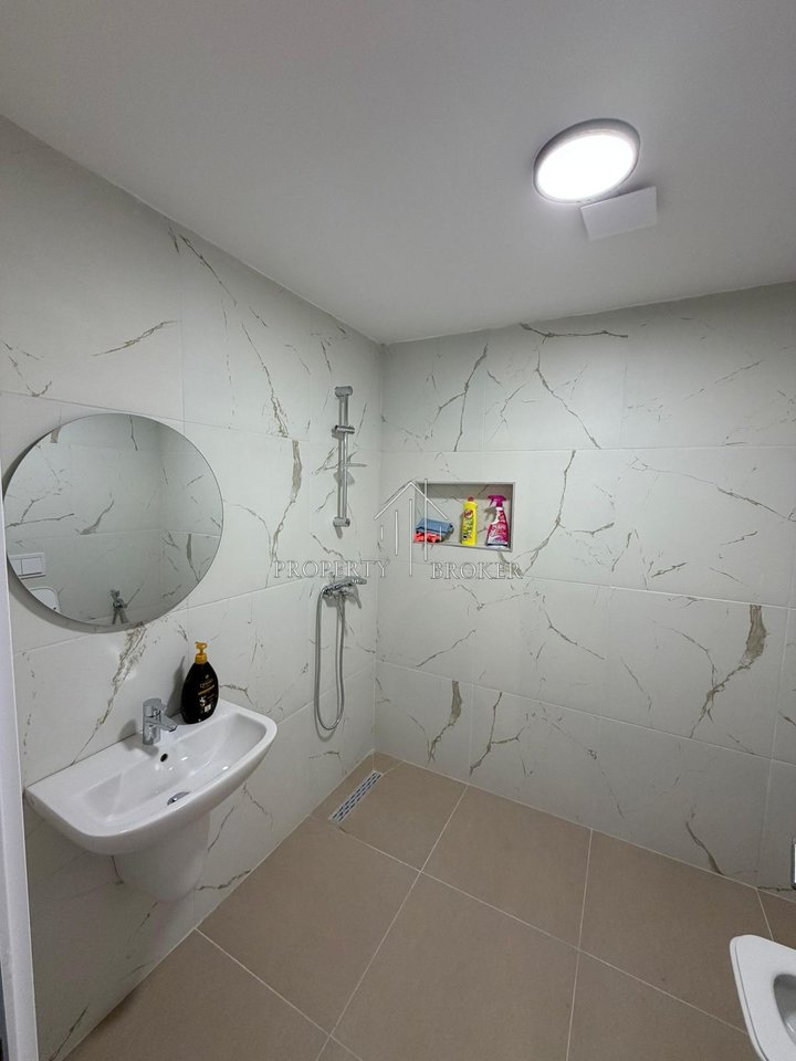 Appartamento 2+1+2T+2B in affitto presso Casa Italia!