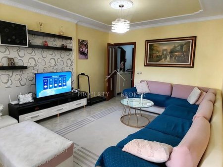 🏡 Jepet me qera Apartament 2+1+2 Laprak Blloku Gintash
