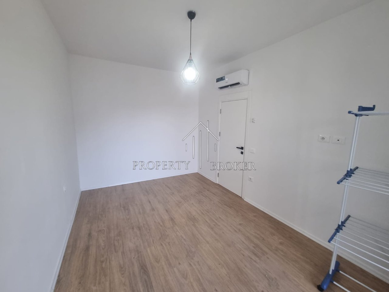🏡 Appartamento 1+1+🅿️ in affitto presso la residenza Jordan, Via Jordan Misja!