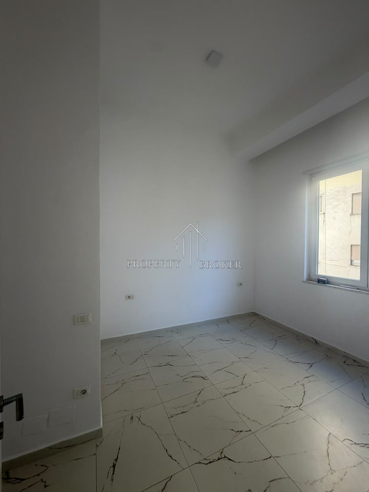 🏡 Appartamento per ufficio in affitto 2+1 al Donika center