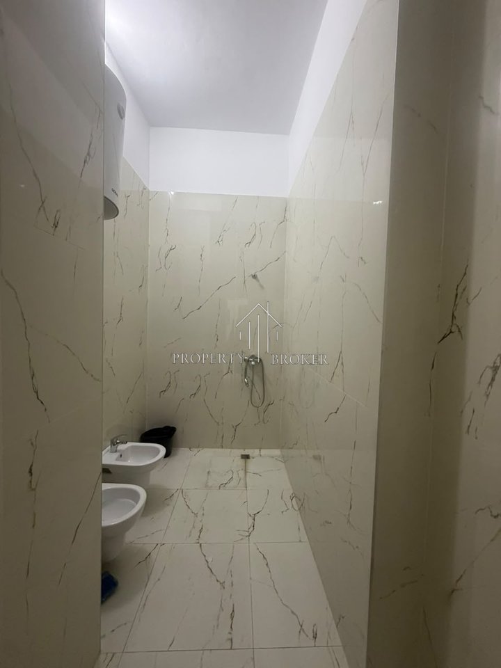 🏡 Appartamento per ufficio in affitto 2+1 al Donika center