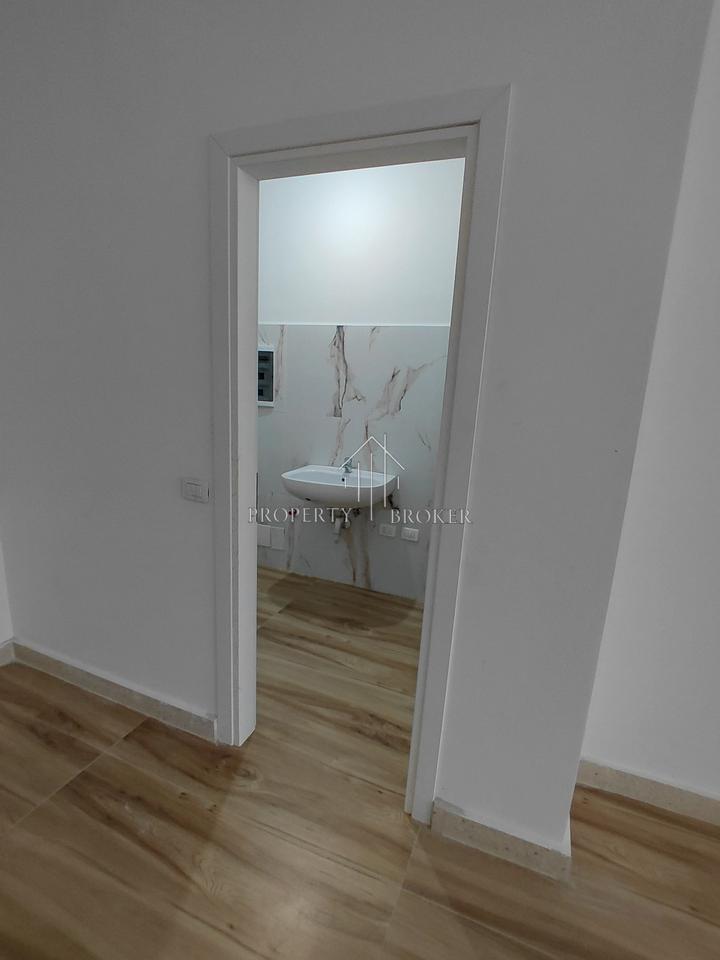 🏡 Jepet ambjent biznesi me qera  Donika Center