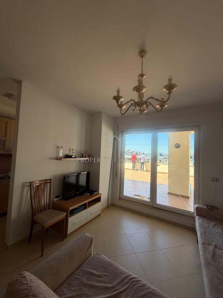🏡 Shitet apartament 2+1+2+Verande, tek Kompleksi Gener 2, Rruga Jordan Misja!
