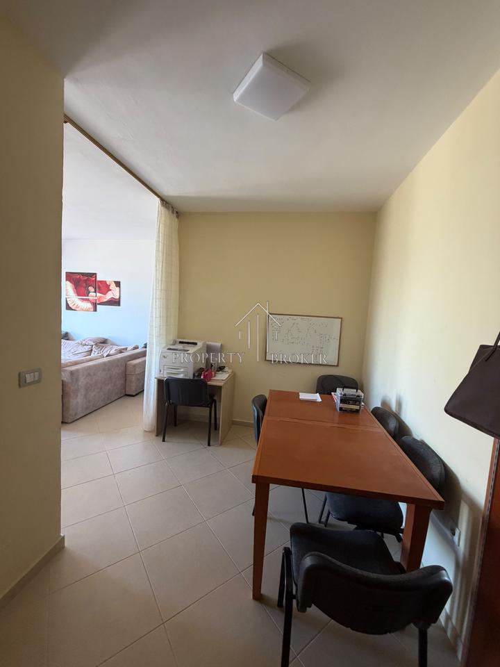 🏡 Shitet apartament 2+1+2+Verande, tek Kompleksi Gener 2, Rruga Jordan Misja!