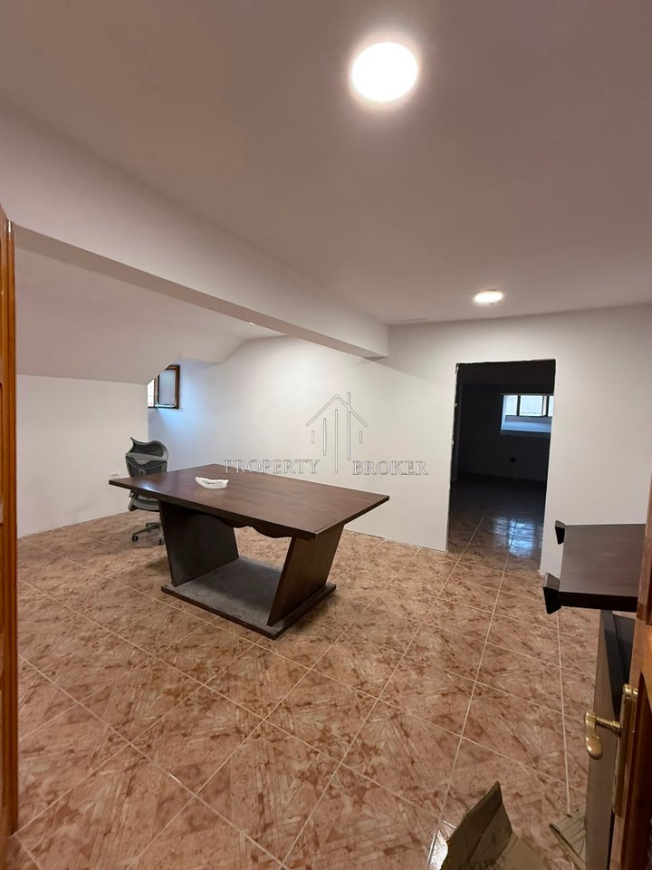 🏡 3-storey Villa for rent 7+1+3 Allias .Spiro Çipi Street
