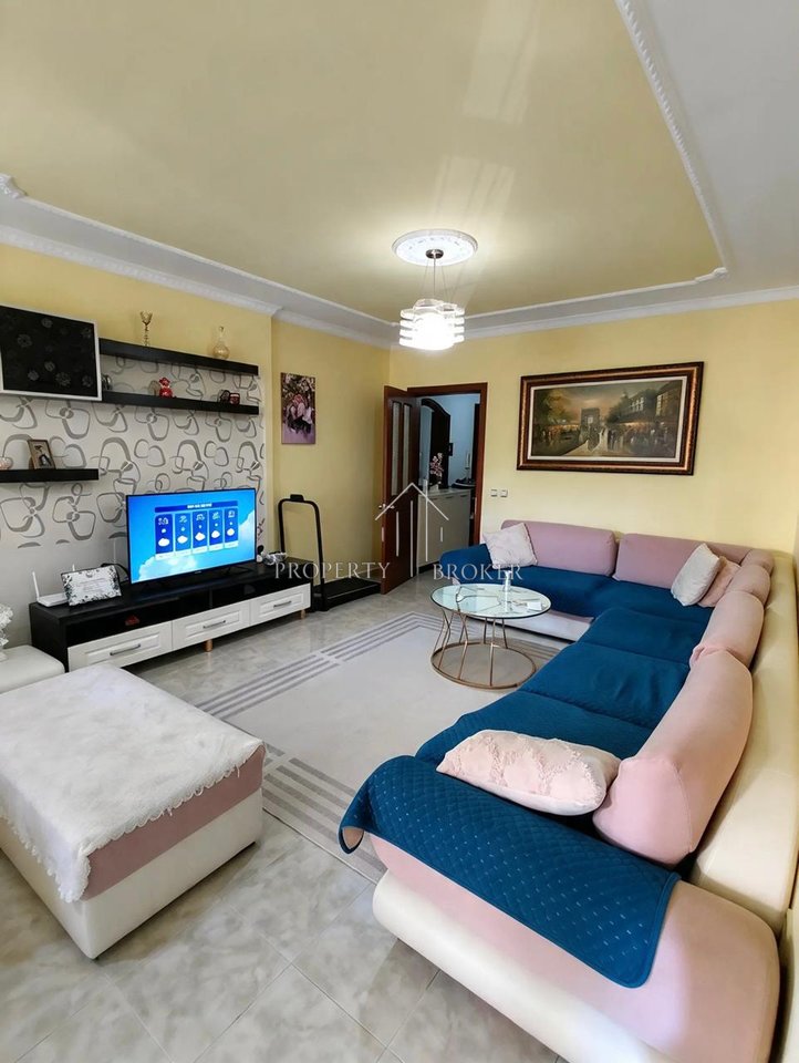 🏡 Appartamento 2+1+2 in affitto Laprak Blloku Gintash
