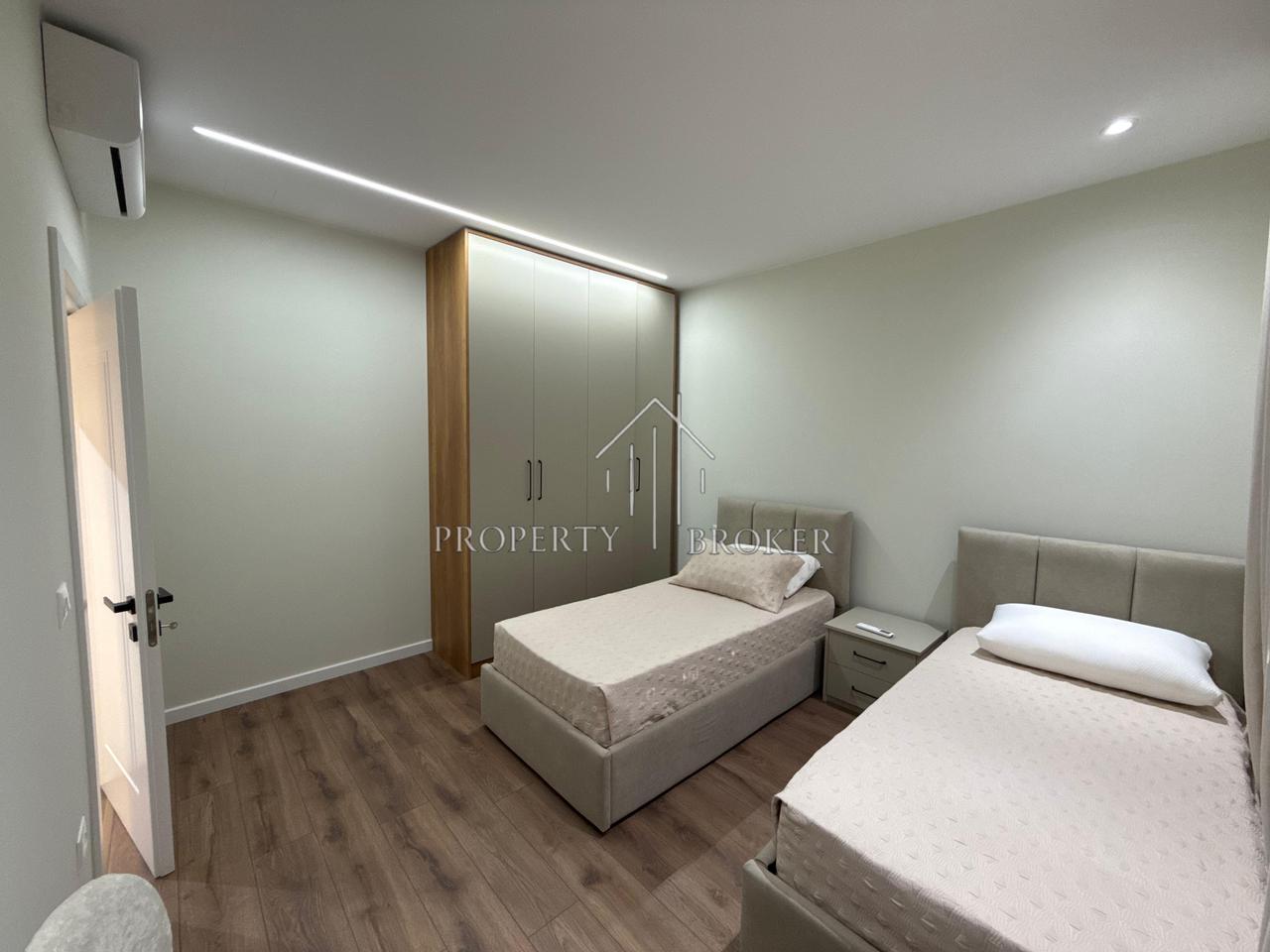 🏡 Private entrance for rent 2+1+Parking at Brryli