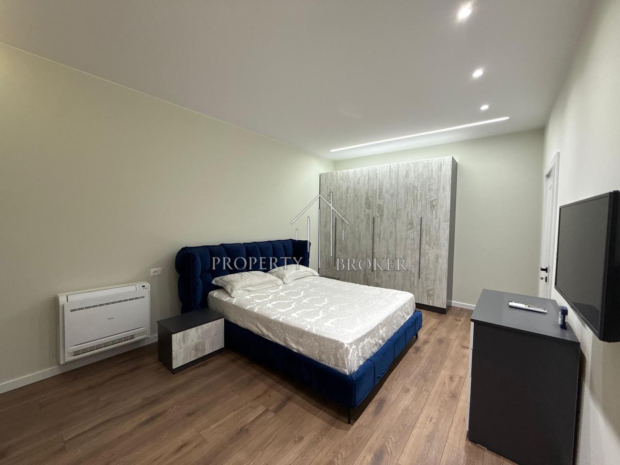 🏡 Private entrance for rent 2+1+Parking at Brryli
