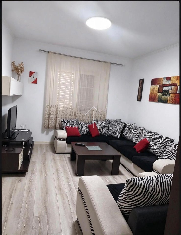 🏡Jepet me qera  apartament 2+1 Ali Dem (tregu elektrik)
